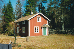 Karl Karlsson f 1895, stenhuggare, Finnala stenhuggeri. Hustru Dagmar Teresia karlsdotter, f 1888, barn Karl Sigfrid f 1914, Anna Margit Wilhelmina 1917