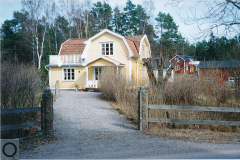 Frans Oskar Johansson, f 1881, Stenhuggare, Finnala stenhuggeri. Hustru Bernhardina Alida Lindkvist, f 1887, Dotter Svea Dagmar Linnea, f 1912.